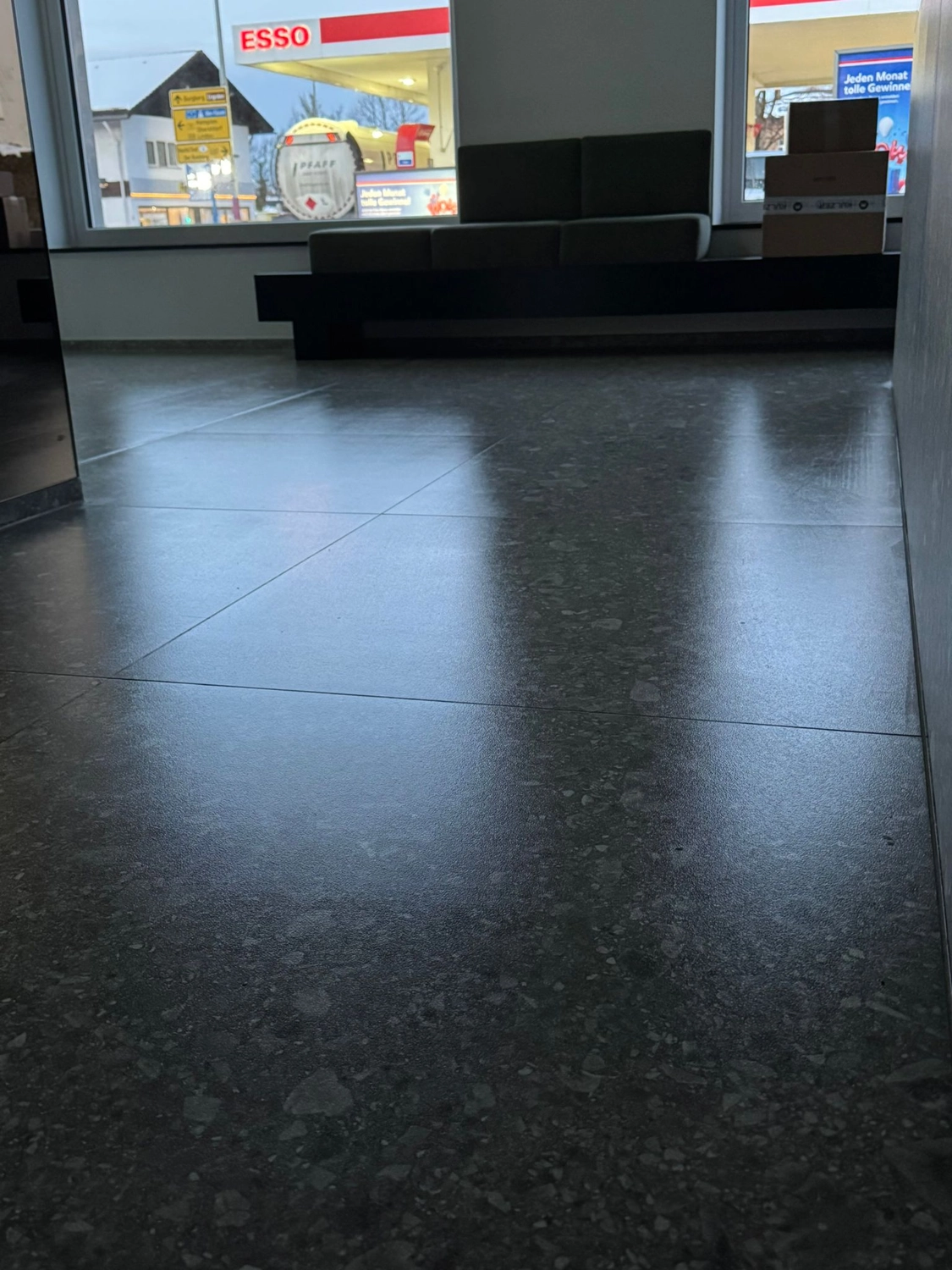 AquaGlanz Gebäudereinigung,Gebäudereinigung ,Stein- und Fassadenreinigung,Glas- und Fensterreinigung,Grundreinigung,Bauendreinigung,Entrümpelung und Nachlassauflösung ,Reinigung von Privat- und Geschäftsräumen, Bleron Rexhahmetaj , Blaichach